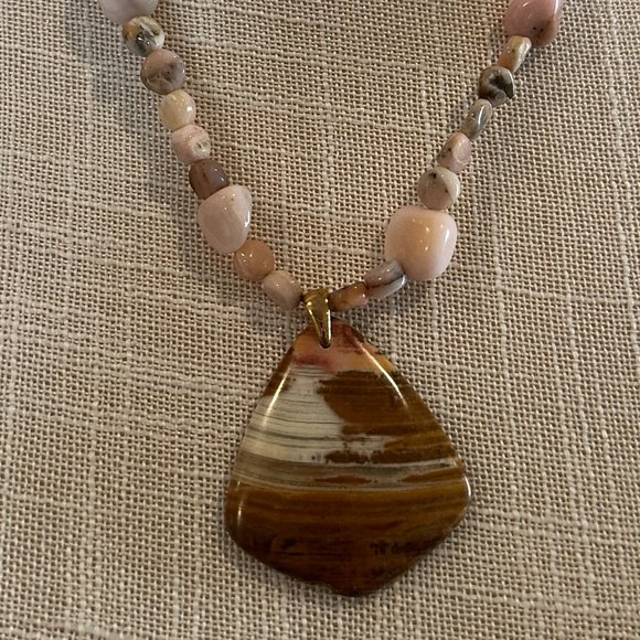 Vintage One-of-a-Kind Stone Necklace - Picture 7 of 9